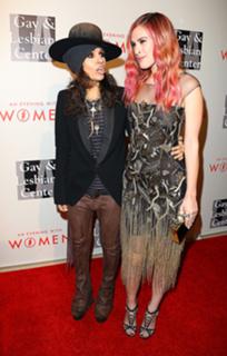 Rumer Willis feet photo thumbnail