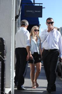 Kristen Bell feet photo thumbnail