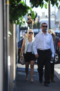 Kristen Bell feet photo thumbnail