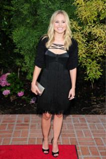 Kristen Bell feet photo thumbnail