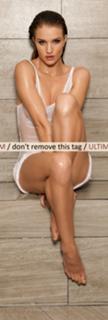 Rosie Huntington-Whiteley feet photo thumbnail