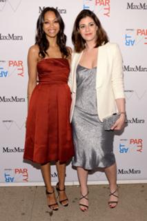 Zoe Saldana feet photo thumbnail
