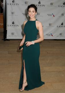 Emmy Rossum feet photo thumbnail