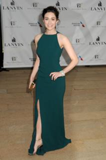 Emmy Rossum feet photo thumbnail