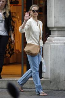 Bar Refaeli feet photo thumbnail