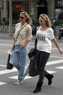 Bar Refaeli feet photo thumbnail