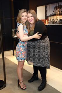 Gillian Jacobs feet photo thumbnail