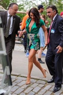 Lea Michele feet photo thumbnail
