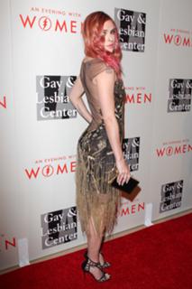 Rumer Willis feet photo thumbnail