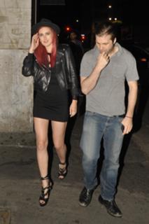 Rumer Willis feet photo thumbnail