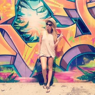 Chanel West Coast feet photo thumbnail