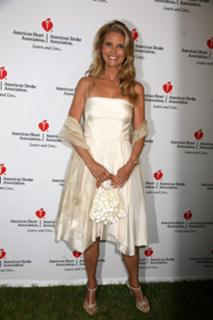 Christie Brinkley feet photo thumbnail