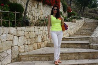 Dorra Zarrouk feet photo thumbnail
