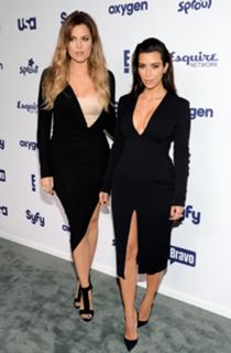 Khloé Kardashian feet photo thumbnail