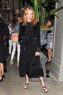 Uma Thurman feet photo thumbnail