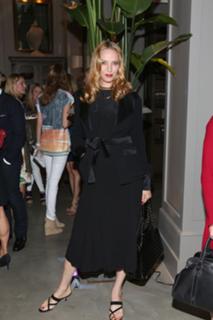 Uma Thurman feet photo thumbnail