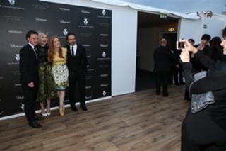 Jessica Chastain feet photo thumbnail