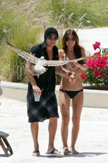 Audrina Patridge feet photo thumbnail