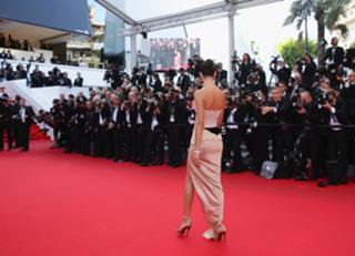 Adriana Lima feet photo thumbnail