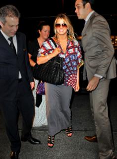Jessica Simpson feet photo thumbnail