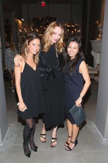 Uma Thurman feet photo thumbnail
