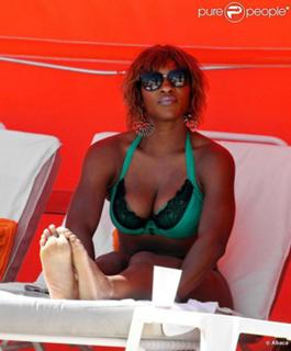 Serena Williams feet photo thumbnail