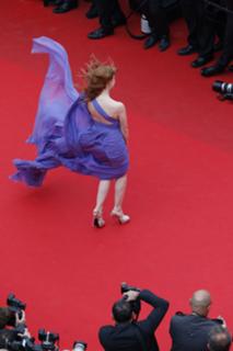Jessica Chastain feet photo thumbnail