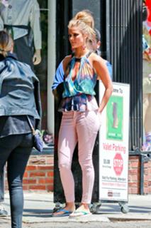 Nina Agdal feet photo thumbnail