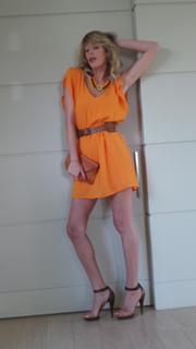 Alessia Marcuzzi feet photo thumbnail