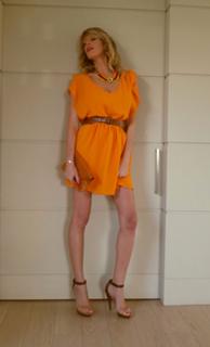 Alessia Marcuzzi feet photo thumbnail