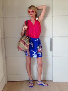 Alessia Marcuzzi feet photo thumbnail