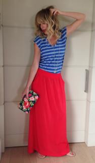 Alessia Marcuzzi feet photo thumbnail