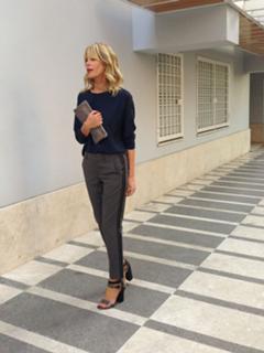 Alessia Marcuzzi feet photo thumbnail