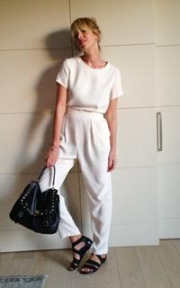 Alessia Marcuzzi feet photo thumbnail