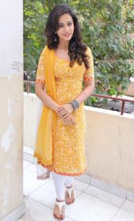 Rakul Preet Singh feet photo thumbnail