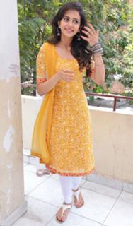 Rakul Preet Singh feet photo thumbnail