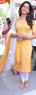 Rakul Preet Singh feet photo thumbnail