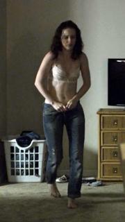 Rachel Brosnahan feet photo thumbnail