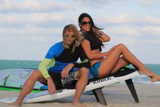 Claudia Romani feet photo thumbnail