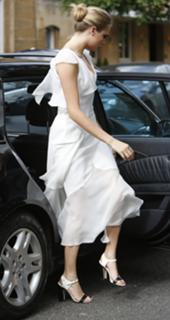 Cara Delevingne feet photo thumbnail