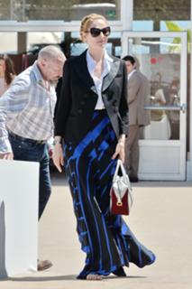 Uma Thurman feet photo thumbnail