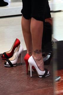 Belén Rodríguez feet photo thumbnail