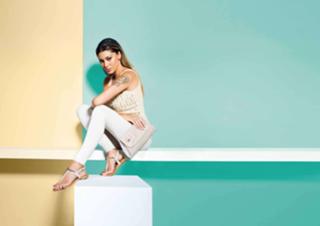 Belén Rodríguez feet photo thumbnail