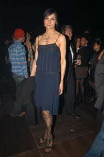 Famke Janssen feet photo thumbnail