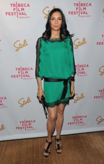 Famke Janssen feet photo thumbnail