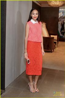 Ashley Madekwe feet photo thumbnail