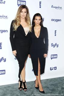 Khloé Kardashian feet photo thumbnail