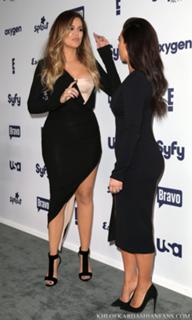 Khloé Kardashian feet photo thumbnail