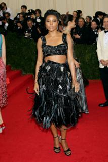 Gabrielle Union feet photo thumbnail