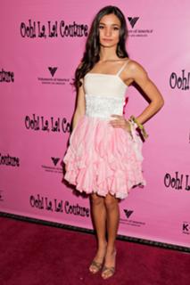 Pia Mia feet photo thumbnail